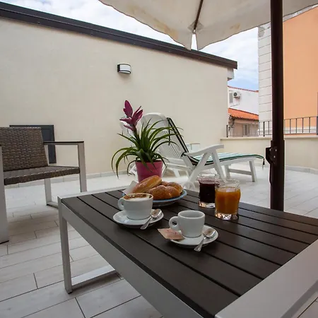 Hotel Odissea E